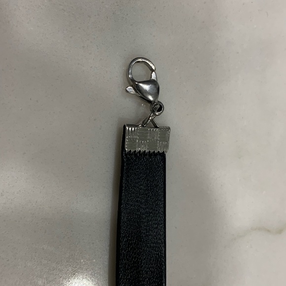 Black Cross Choker/Necklace - Picture 4 of 5